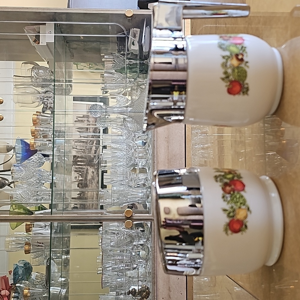 Vintage 1970’s Gemco Sugar Bowl & Creamer‎ Set